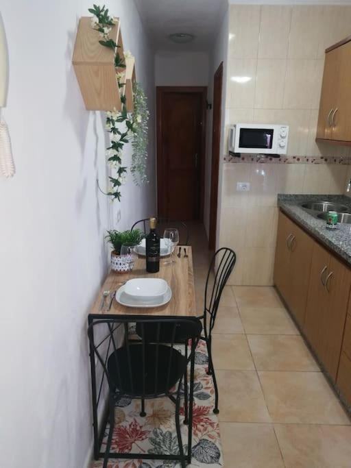 Acogedor Atico Con Terraza En San Cristobal De La Laguna エクステリア 写真